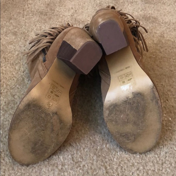 Dolce Vita Promise suede peep toe booties - Picture 5 of 6